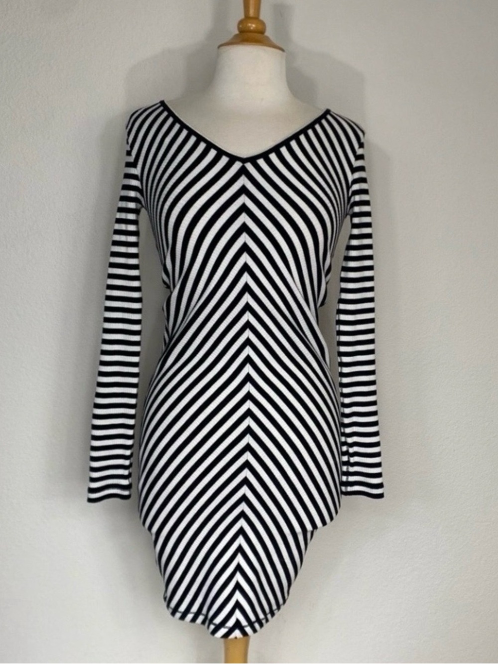 NWT New Rag & Bone Womens Black White Stripe Ribbed V Neck Mini Dress XS Coastal